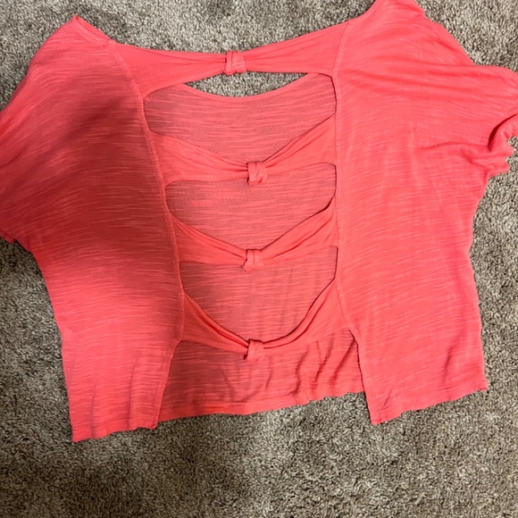 Cropped cut out tee - Picture 2 of 3